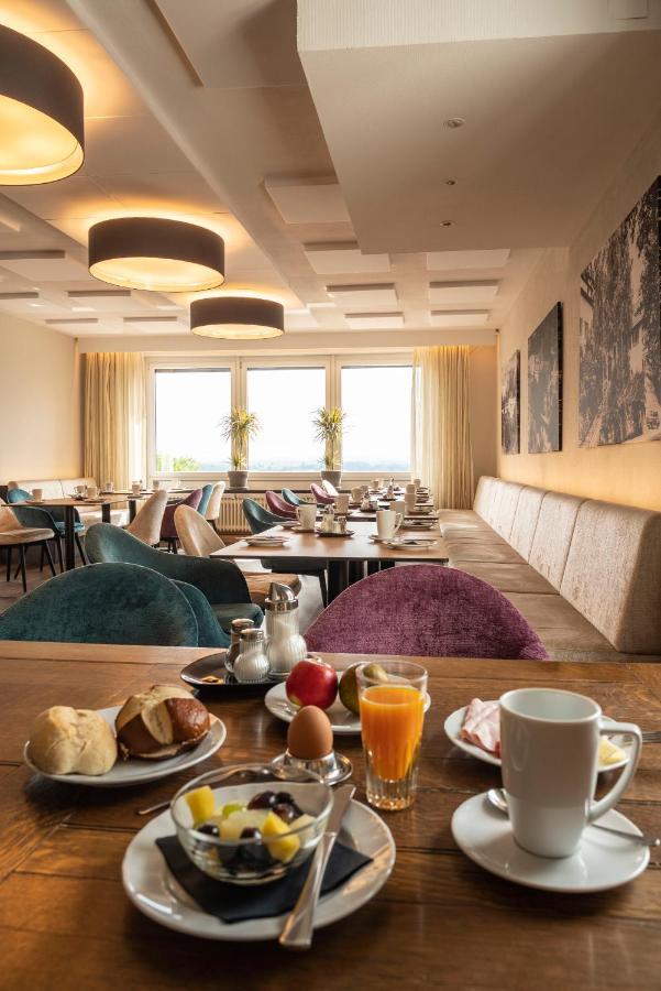 Hotel Pfefferburg Schonaich Екстер'єр фото